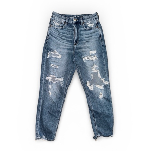American Eagle Outfitters Denim - American Eagle Outfitters Ripped Curvy Mom Jeans
